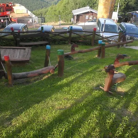 Nyaraló Rosa Klíny